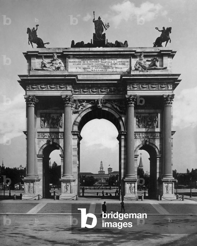 Italy, Milan, Arch of Peace, 1910-20 (b/w photo)