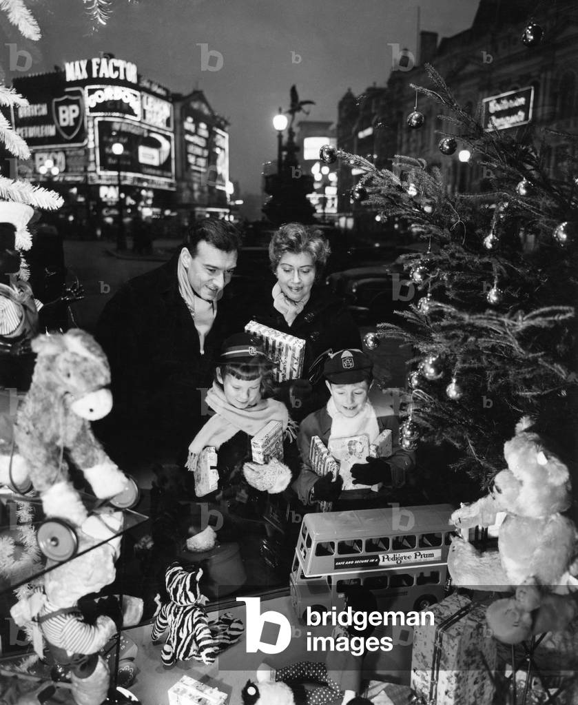 Toys in a Shop in London, 1959 (b/w photo)