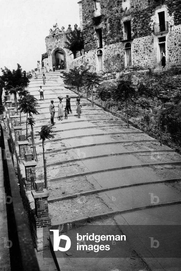 Italy, campania, agropoli, 1920-30 (b/w photo)