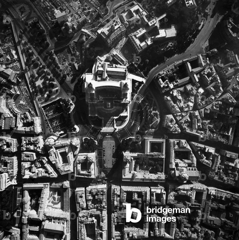 Aerial view of the Victorian in Rome, 1955 (b/w photo)