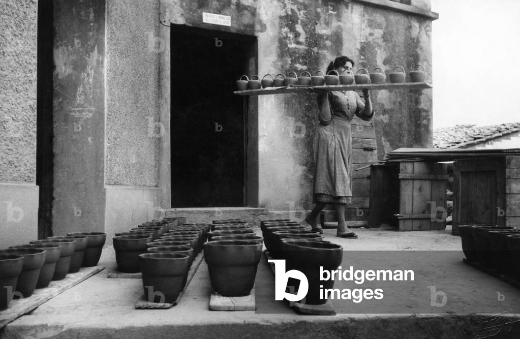 Ceramics Factory, Ceramica a San Giovanni Alla Vena, Vicopisano, Tuscany, Italy, 1958 (b/w photo)