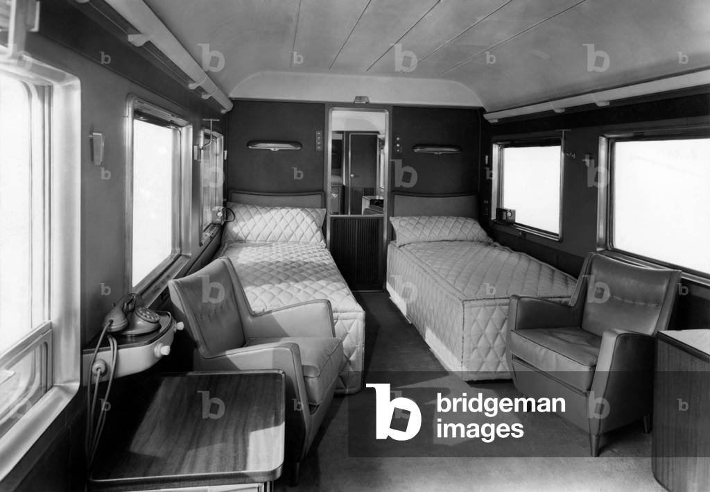 Royal Egyptian Train, Fiat, Bedroom, 1951 (b/w photo)