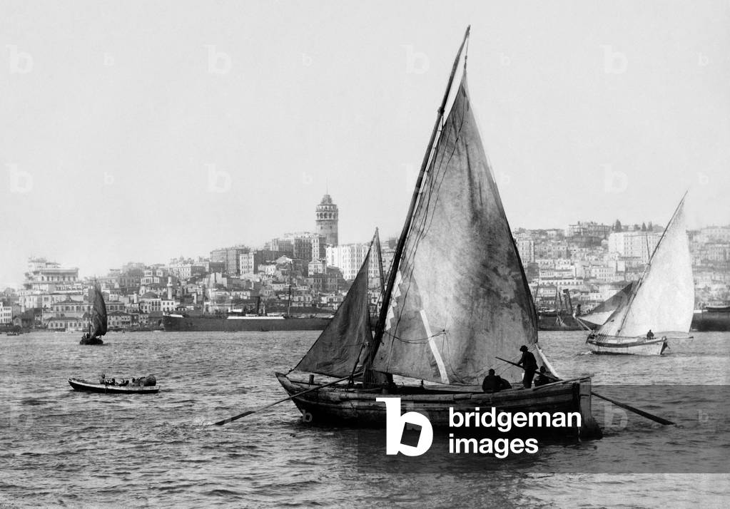 Turkey, istanbul, view of the galata quarter with the Genoese tower, 1920-30 (b/w photo)