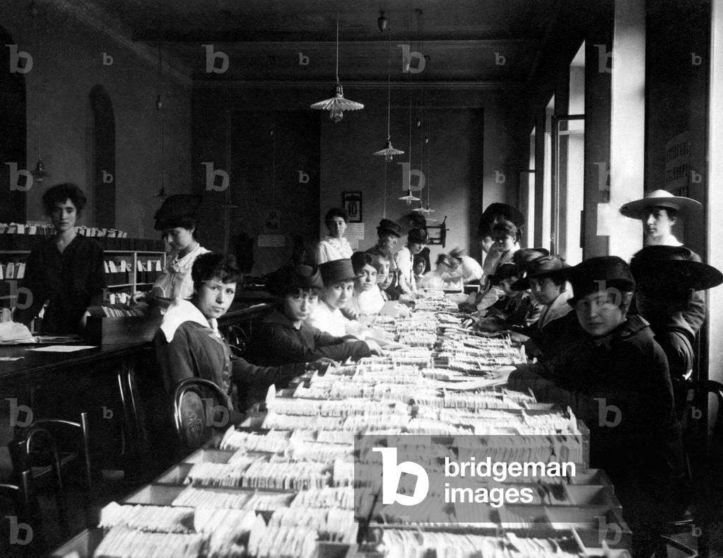 Files of the Office for the Military News, 1917 (b/w photo)