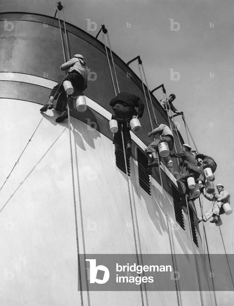 Transatlantic Liner, Funnels, 1949 (b/w photo)