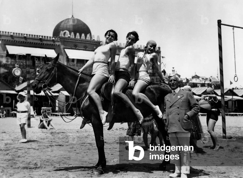 On the Beach of the Excelsior Hotel in Lido Di Venezia, 1927 (b/w photo)