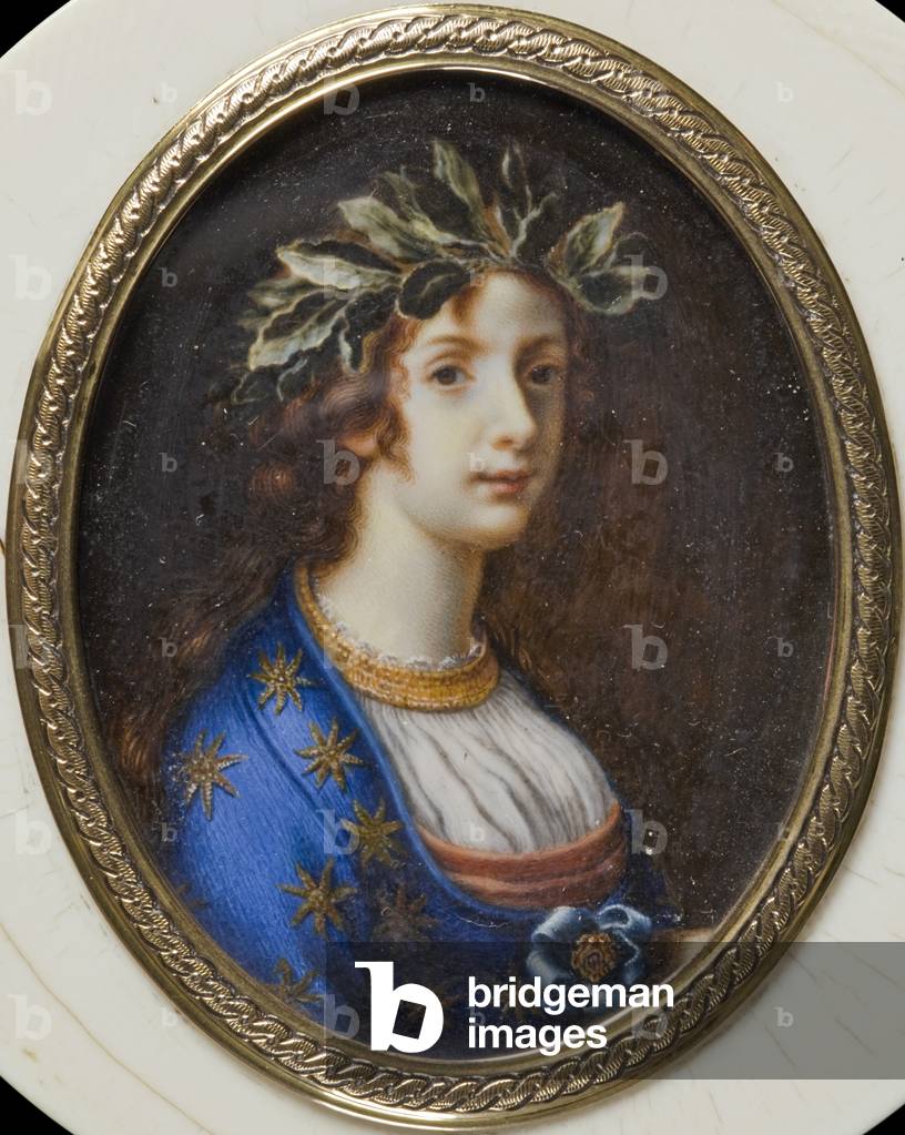 Circular ivory box with a miniature of a girl with a crown of laurels