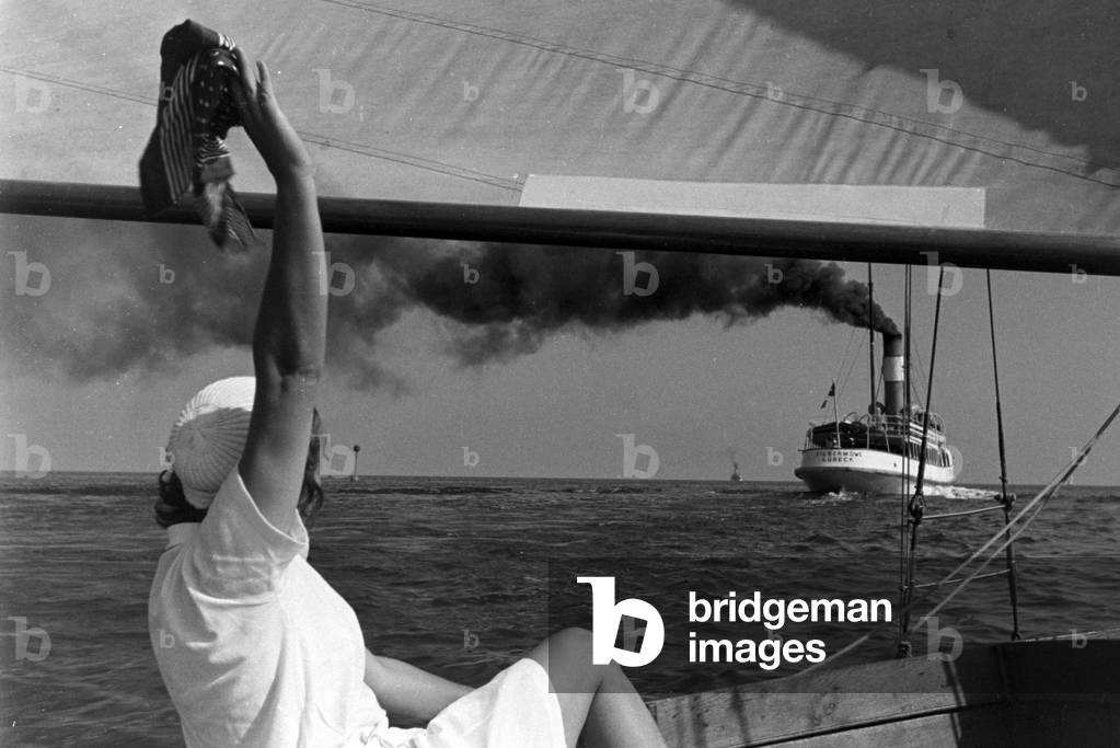 A summer day at the Baltic Sea, Germany 1930s (b/w photo)