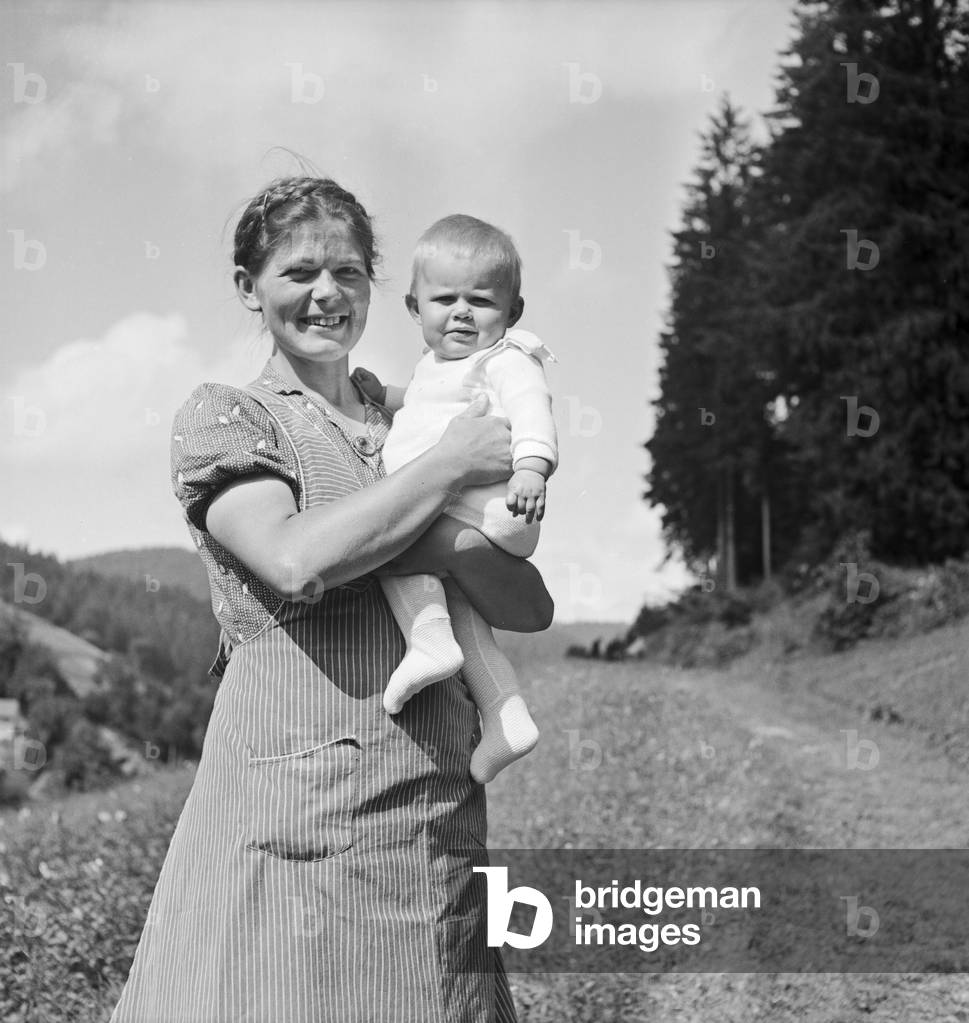 A trip to Bad Rippoldsau Schapbach, Germany 1930s (b/w photo)