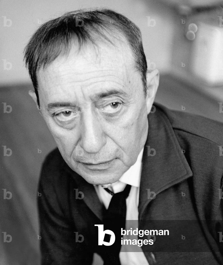 German actor Curt Bois doing rehearsals for TV movie 