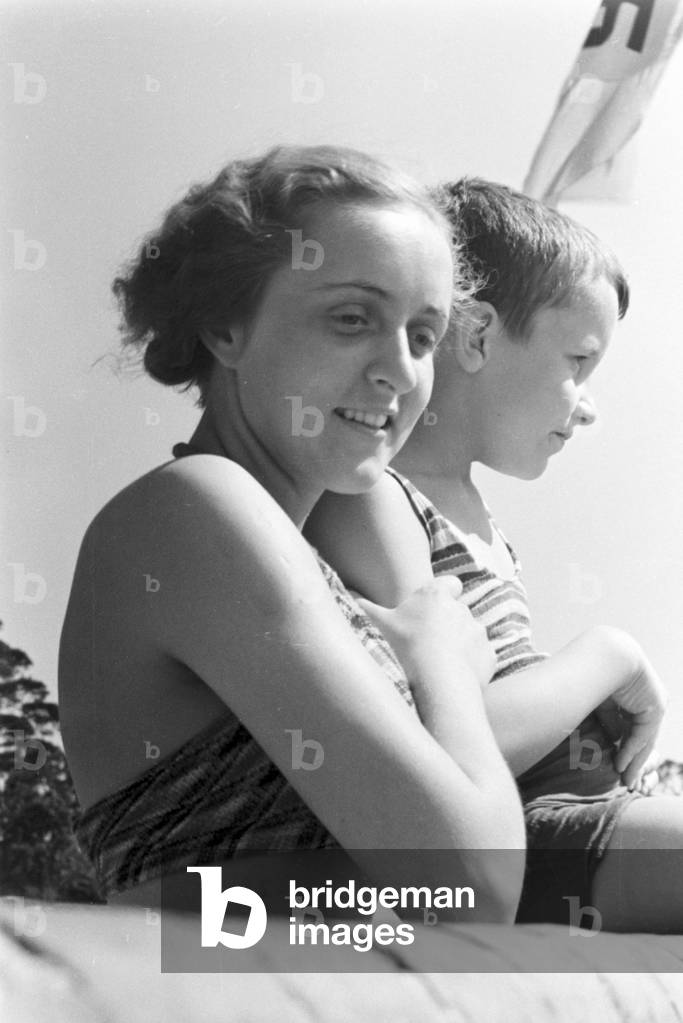Mother and son at lake Wannsee lido in Berlin, Germany 1930s (b/w photo)