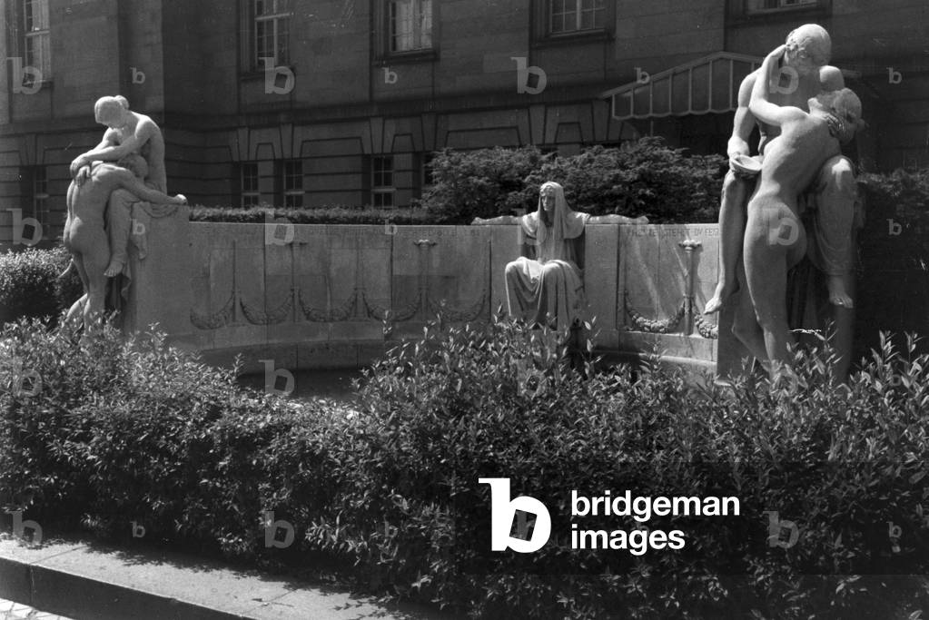 A trip to Stuttgart, Germany 1930s (b/w photo)