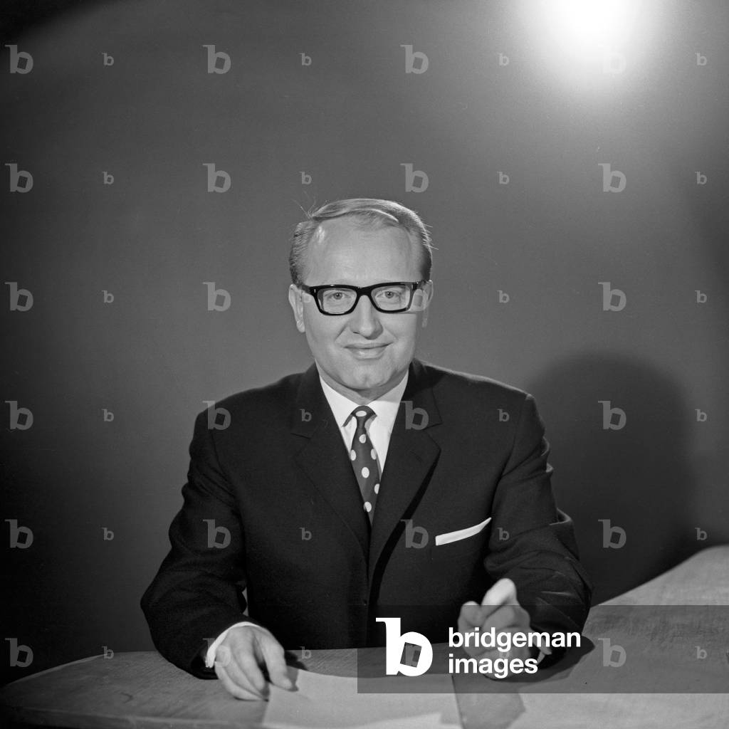 German news and radio presenter Werner Veigel at Norddeutscher Rundfunk studios in Hamburg, Germany 1960s