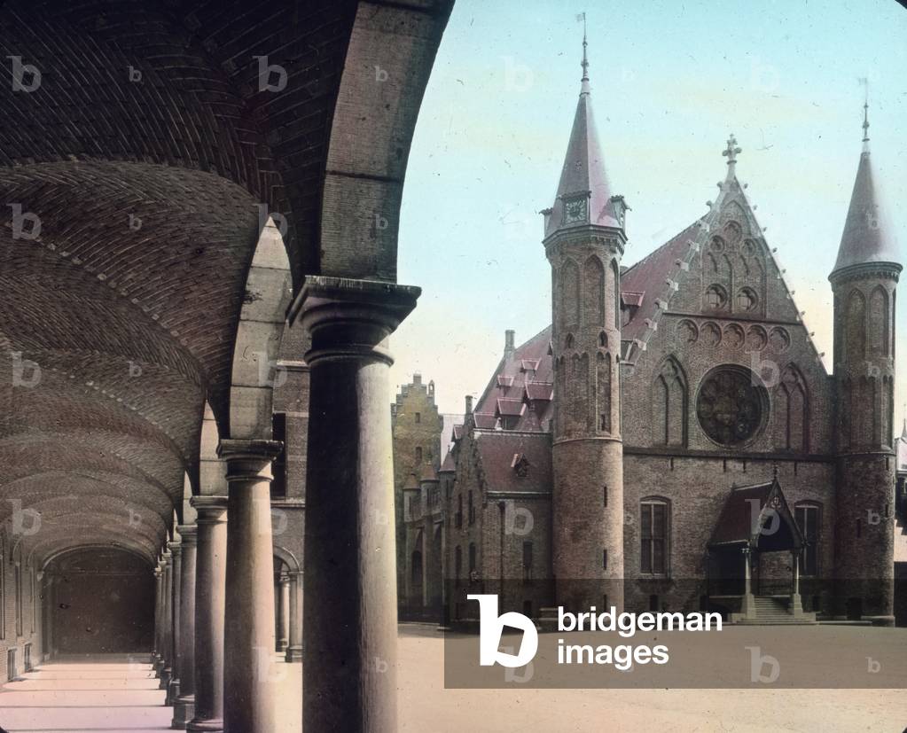The Hague, courtyard