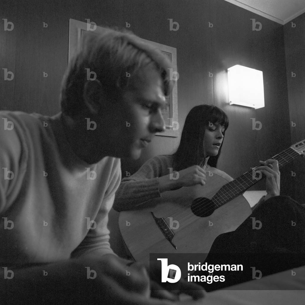 Anchor up and lead off!