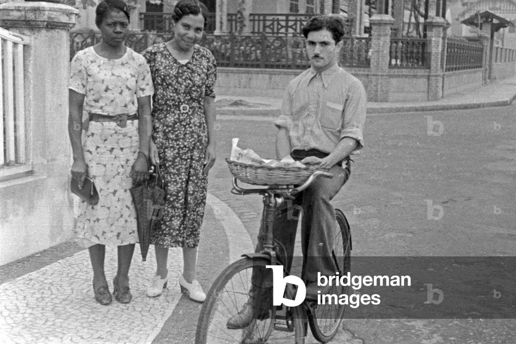 Shore leave for the crew of factory vessel 