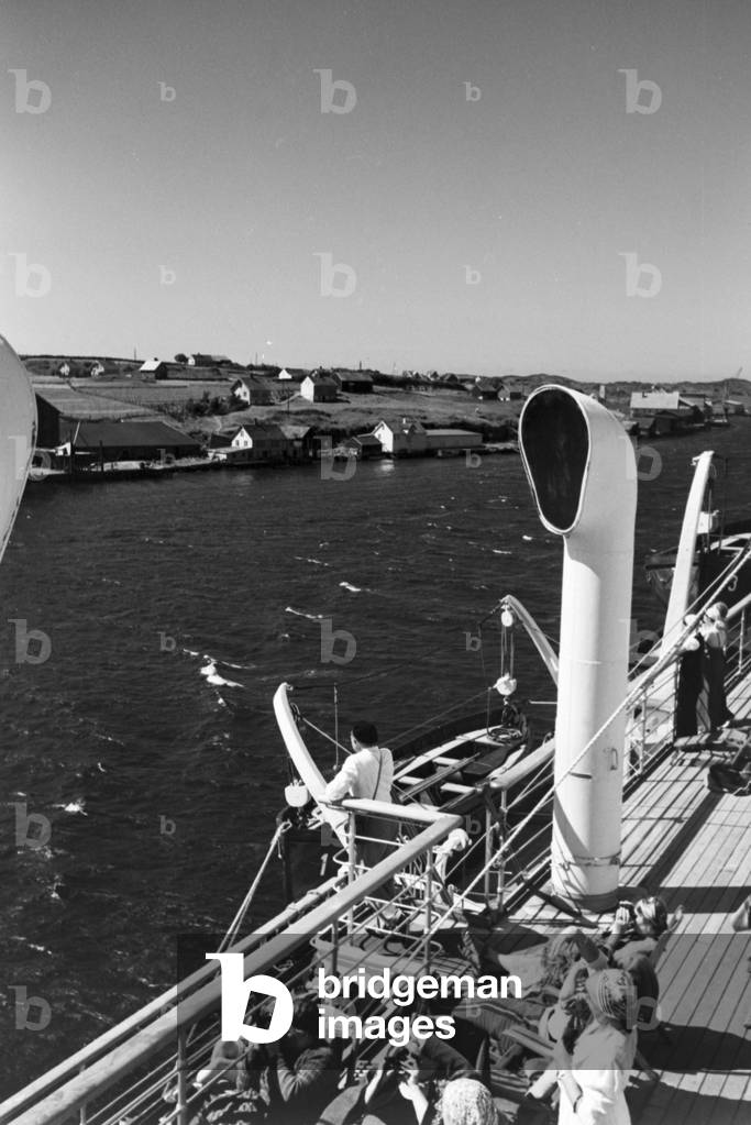A cruise to Norway, Germany 1930s (b/w photo)