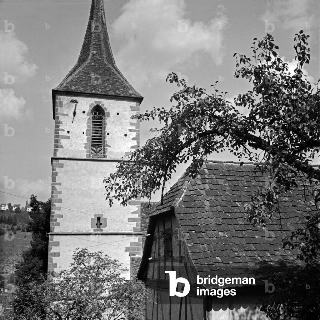 Protestant church at Sulz at river Neckar, Germany 1930s (b/w photo)