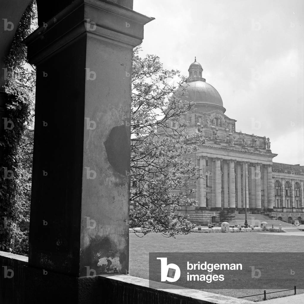View to the army museum at Munich, Germany 1930s (b/w photo)