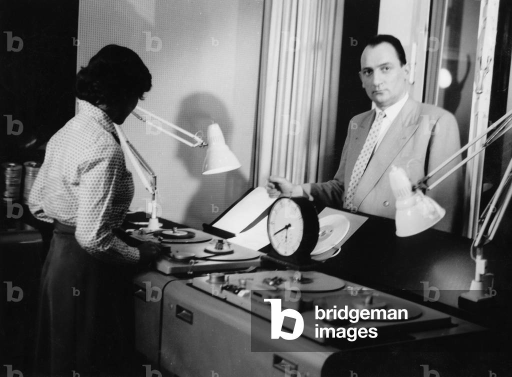 German radio and TV reporter Hermann Rockmann at the studio, end 1950s