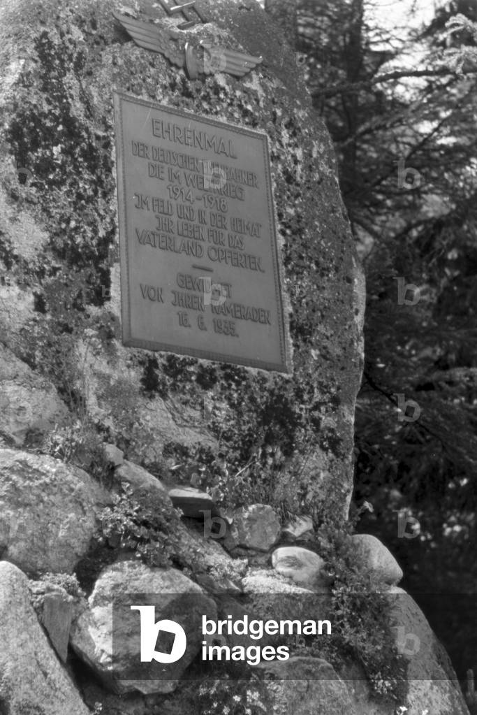 A trip through the Black Forest, Neustadt, Germany 1930s (b/w photo)