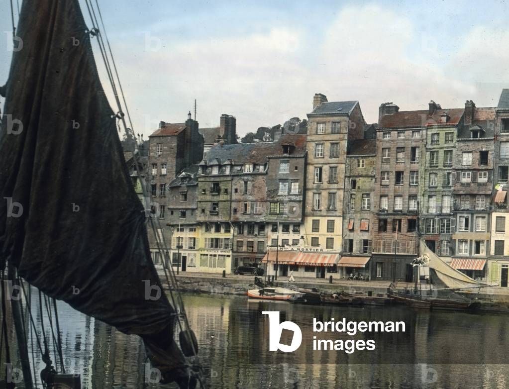 France, Honfleur, Europe, travel, 1910s, 1920s, 20th century, archive, Carl Simon, history, historical, exquisit collection : town, port, seaport, houses, front, block, boat, sailing, water, scenic, old city, hand coloured glass slide