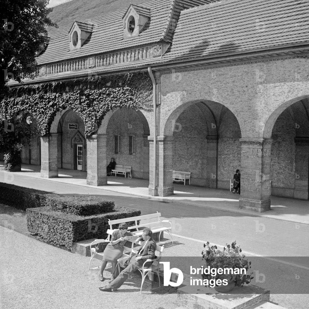 At Sprudelhof spa in Bad Nauheim, Germany 1930s (b/w photo)