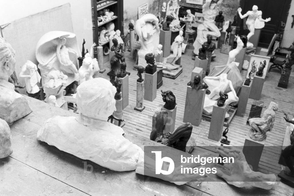 Artworks, Germany, 1930s (b/w photo)