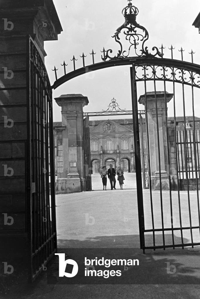 The baroque Ludwigsburg Palace, Germany 1930s (b/w photo)
