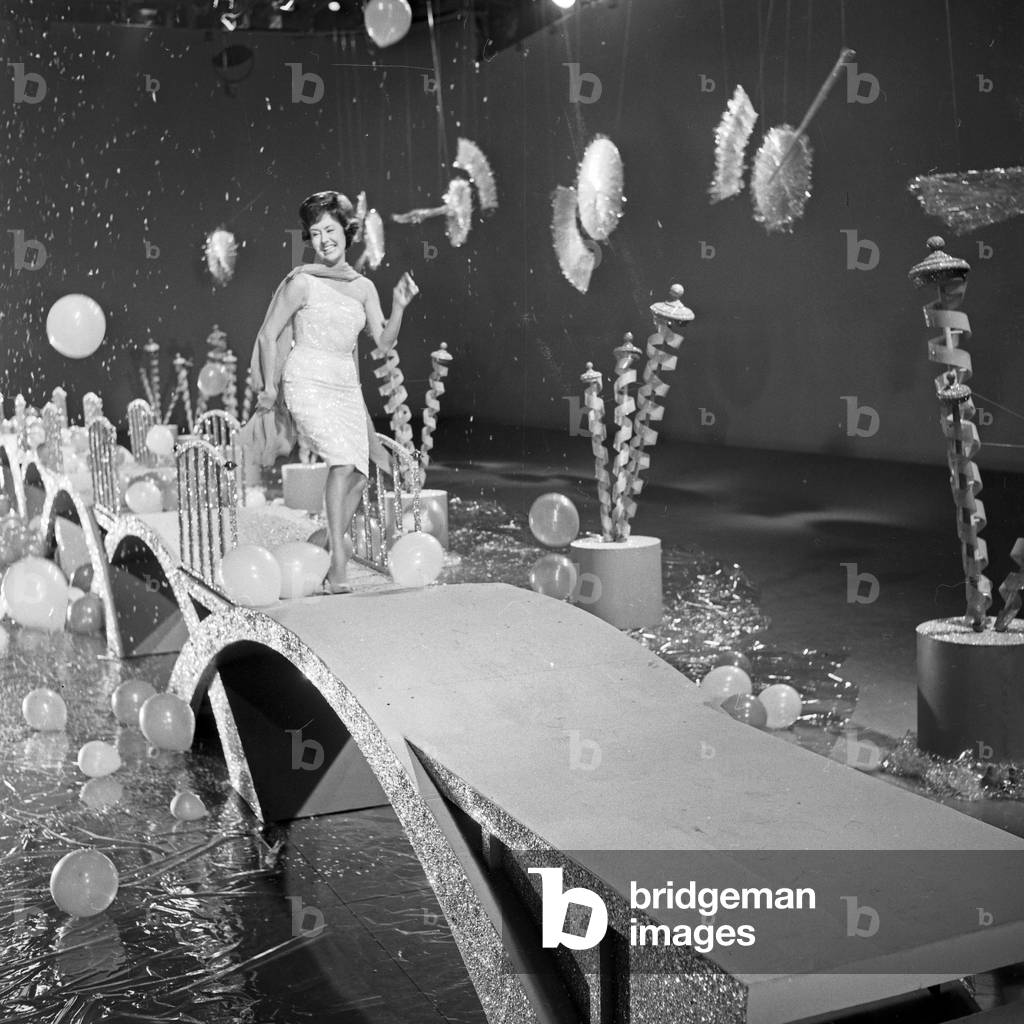 The great entertainment show on New Year's Eve 1961/62 of Norddeutscher Rundfunk TV and radio station, Germany 1960s