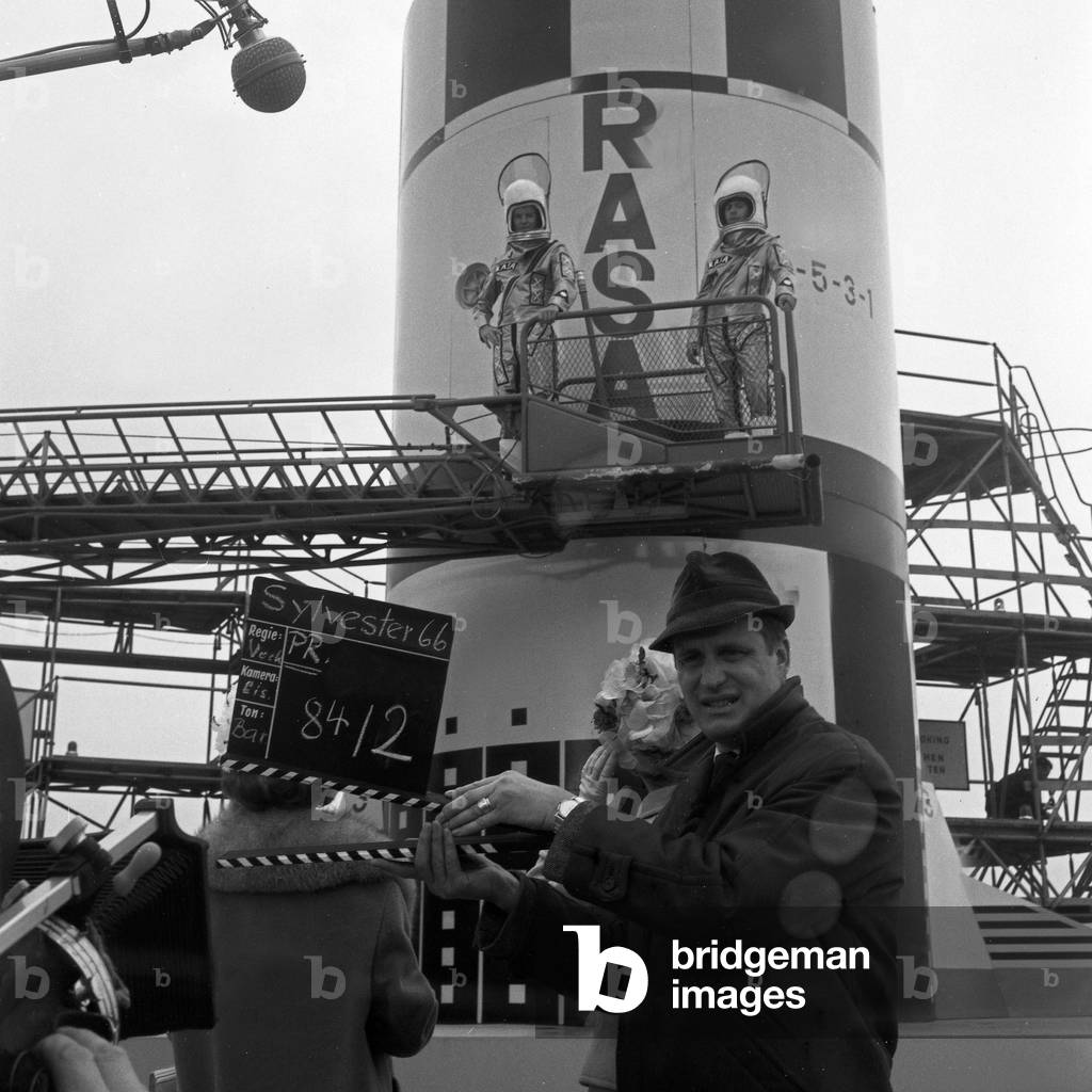 At the set to new year's eve TV show 