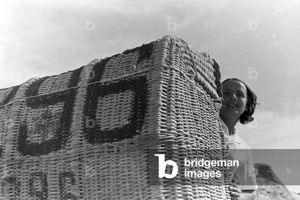Vacation at the Baltic Sea, Germany 1930s (b/w photo)