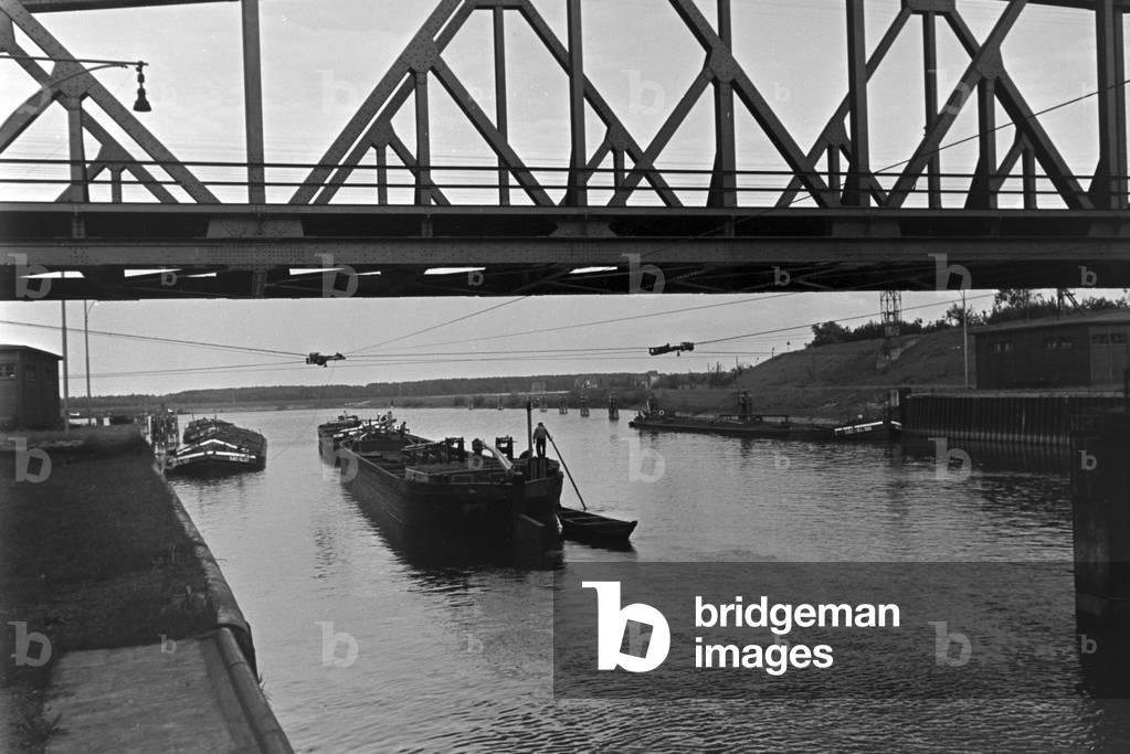 A trip to Schlaubetal, Germany 1930s (b/w photo)