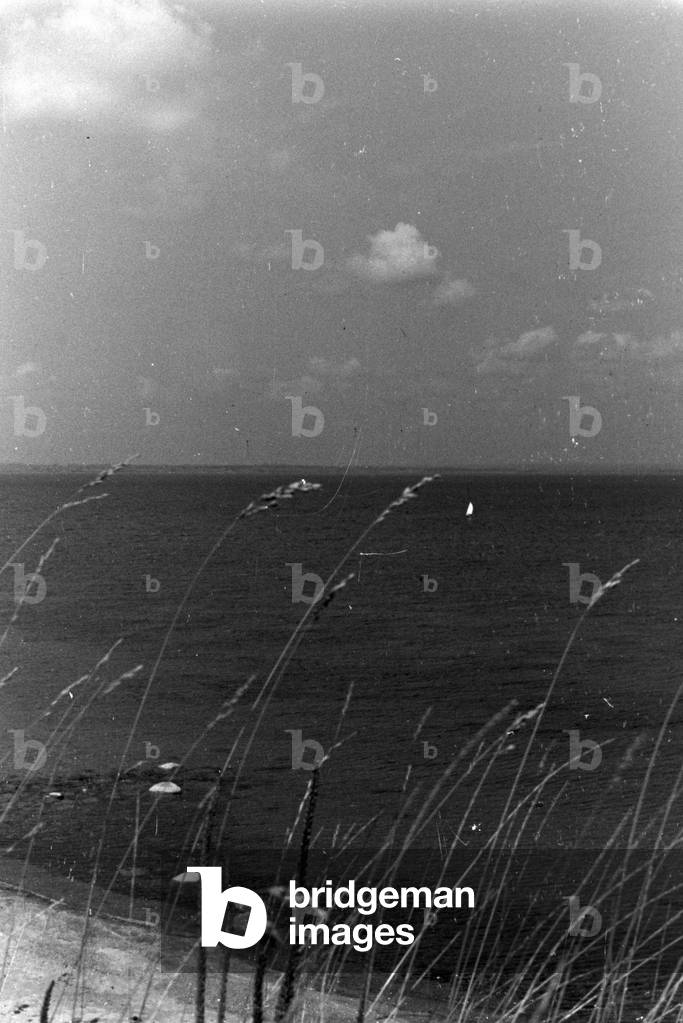 Travemuende on the shore of the Baltic Sea, Germany 1930s (b/w photo)