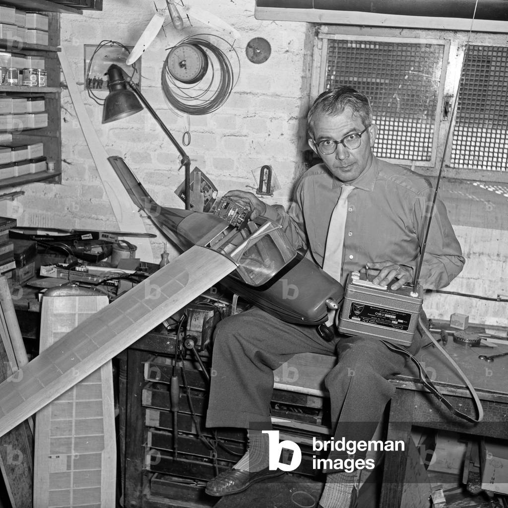 Eletronic check while constructiong a model plane at Hamburg, Germany 1950s