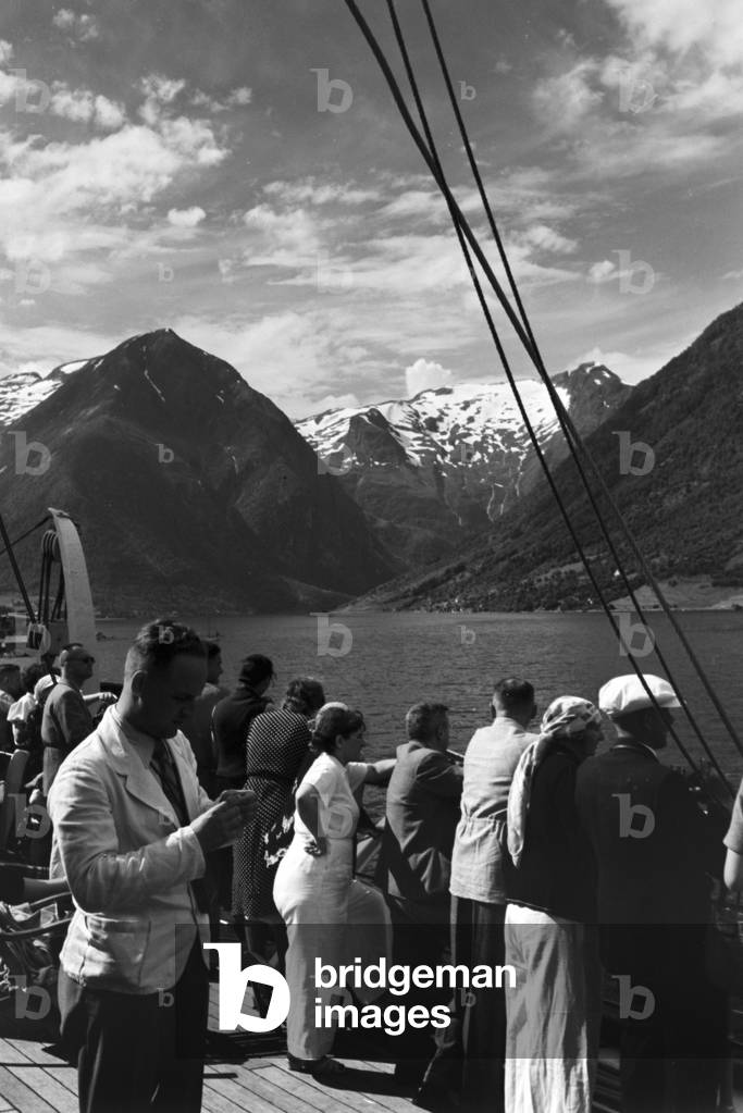 A cruise to Norway, Germany 1930s (b/w photo)