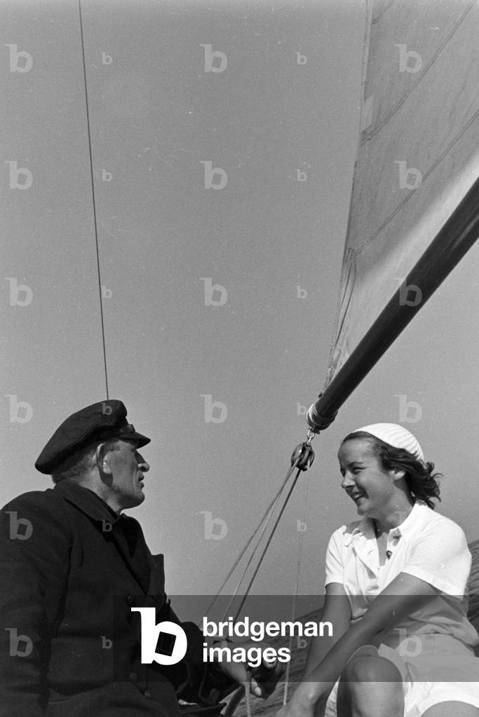 A summer day at the Baltic Sea, Germany 1930s (b/w photo)