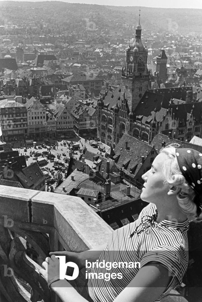 View over the inner city of Stuttgart and the old townhall that was destroyed during the Second World War, Germany 1930s (b/w photo)