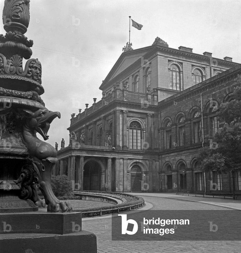 Access to the opera at Hanover, Germany 1930s (b/w photo)