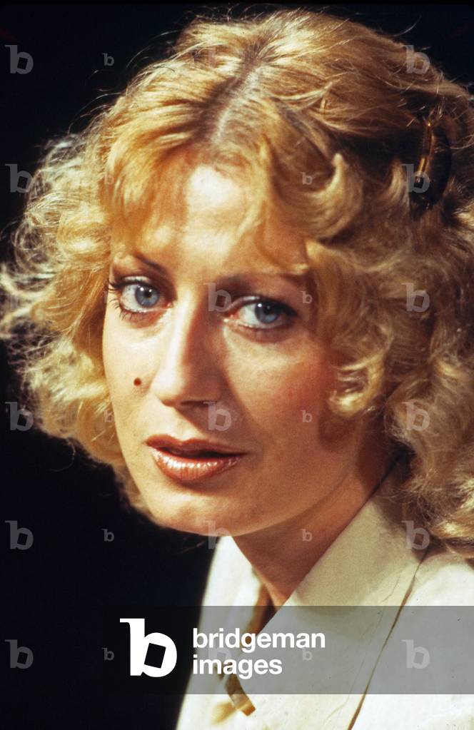 Veroika Faber, member of the cabaret group 