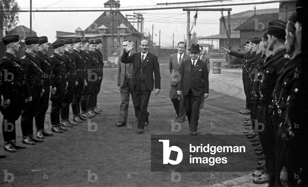 Wilhelm Keppler (on the left), consultant of the Four Year Plan, and Arthur Imhausen at the Deutsche Fetts/Surewerke and Maerkische Seifenindustrie company at Witten, Germany 1930s