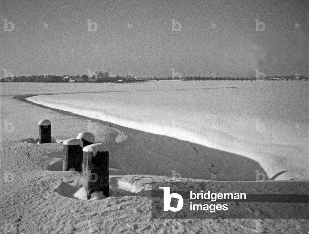 Wintertime landscape at East Prussia, 1930s (b/w photo)