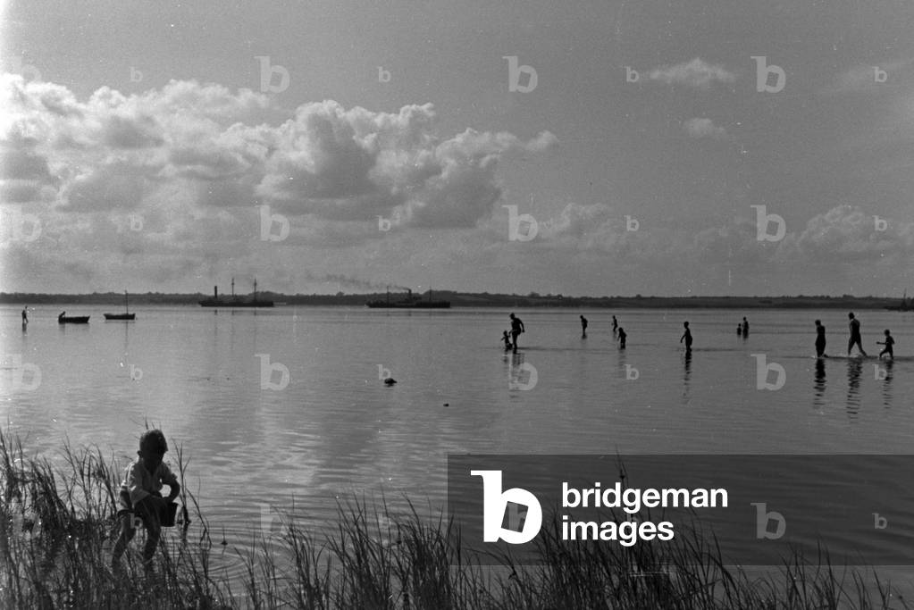 At the sea near Laboe, Germany 1930s (b/w photo)