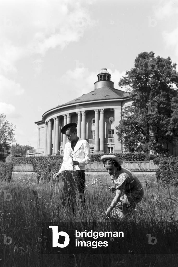 A trip to Bad Kissingen, Germany 1930s (b/w photo)