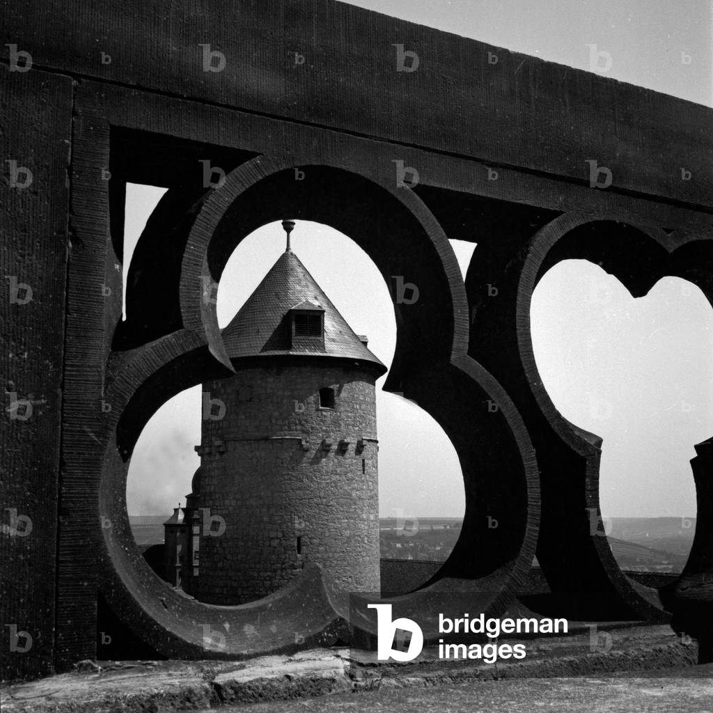 The donjon of Marienberg fortress at Wuerzburg, Germany 1930s (b/w photo)