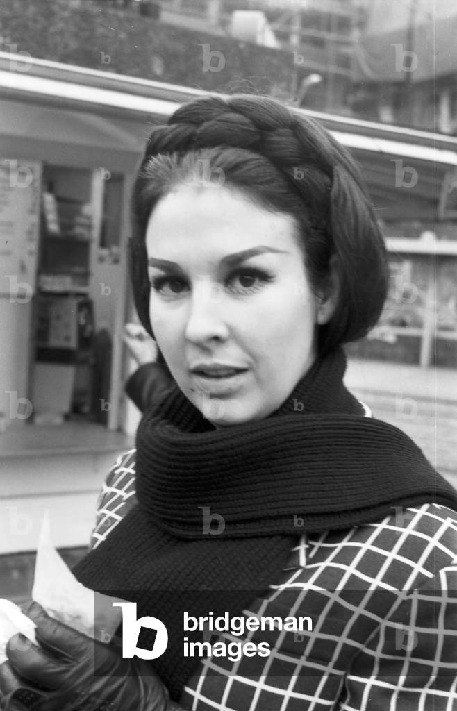 Dutch German entertainer Lou van Burg with Marianne Krems (?), Netherlands 1960s