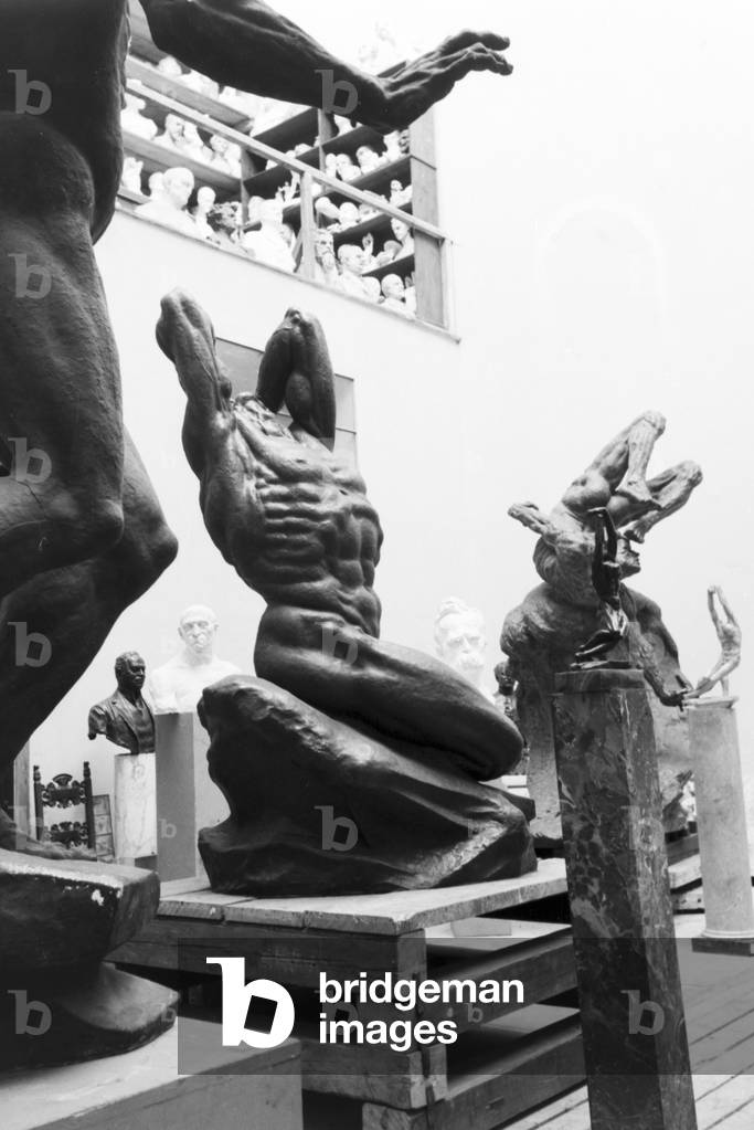 Artworks, Germany, 1930s (b/w photo)