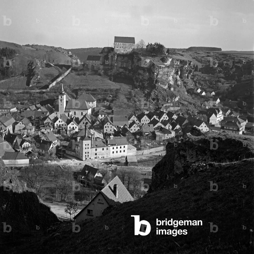 View to the little town Pottenstein at Upper Franconia, Germany 1930s (b/w photo)