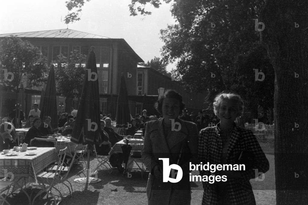 A trip to Bad Mergentheim, Germany 1930s (b/w photo)