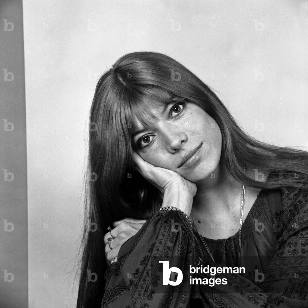 German singer and actress Katja Ebstein at a photo shoot, Hamburg 1972
